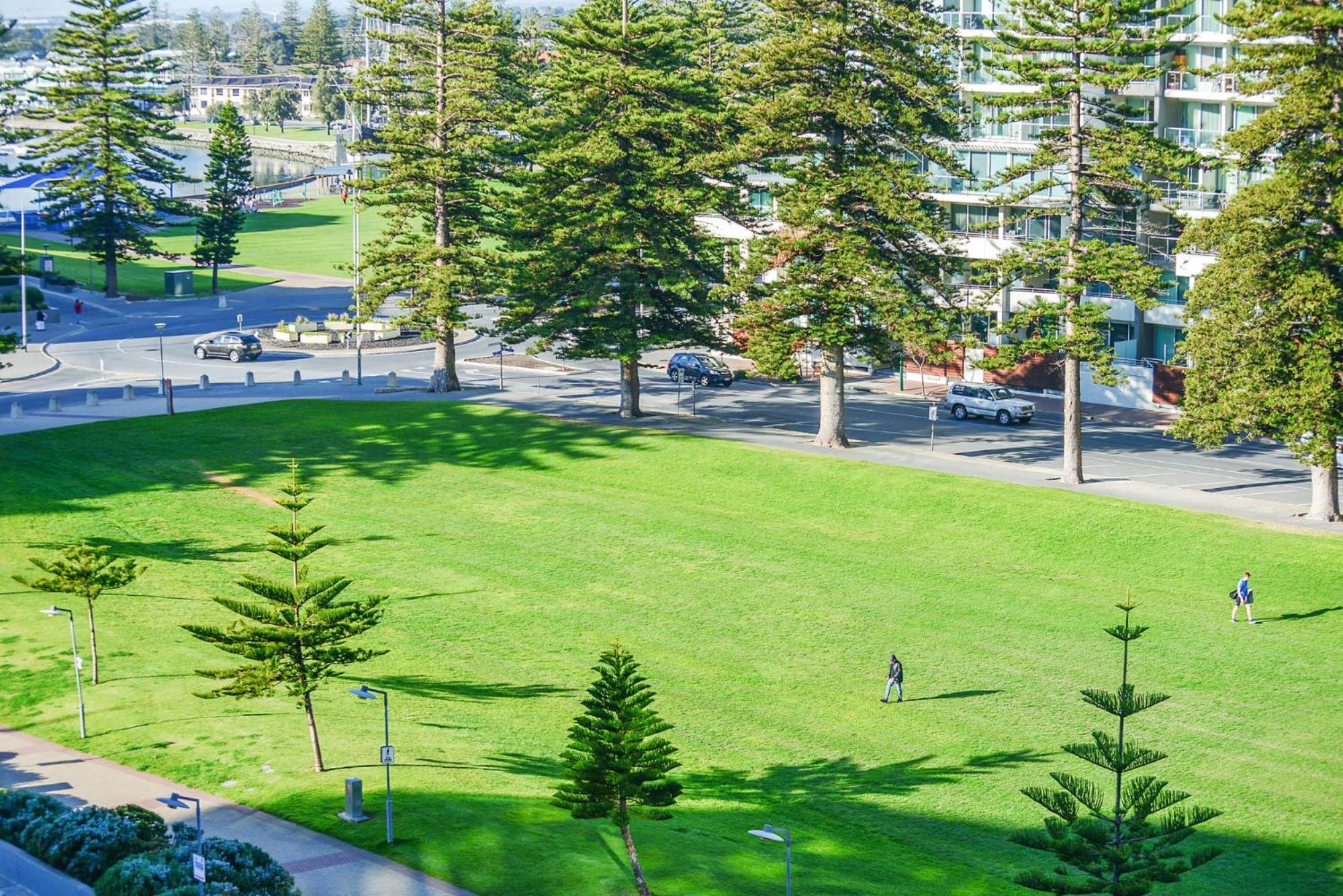 Pier Apartment - Glenelg Views - No 506 Adelaide Bagian luar foto